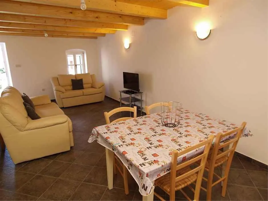 Apartments In Veli Losinj 14994