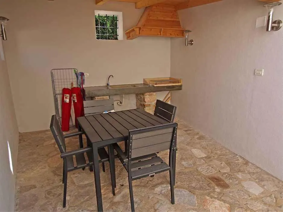 Apartments In Veli Losinj 14994