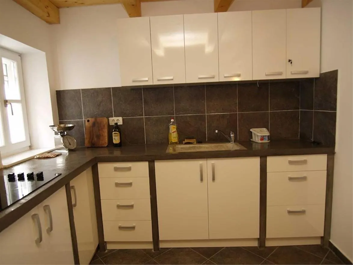Apartments In Veli Losinj 14994 クロアチア